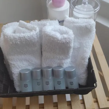 Apartment 3c-apartments *